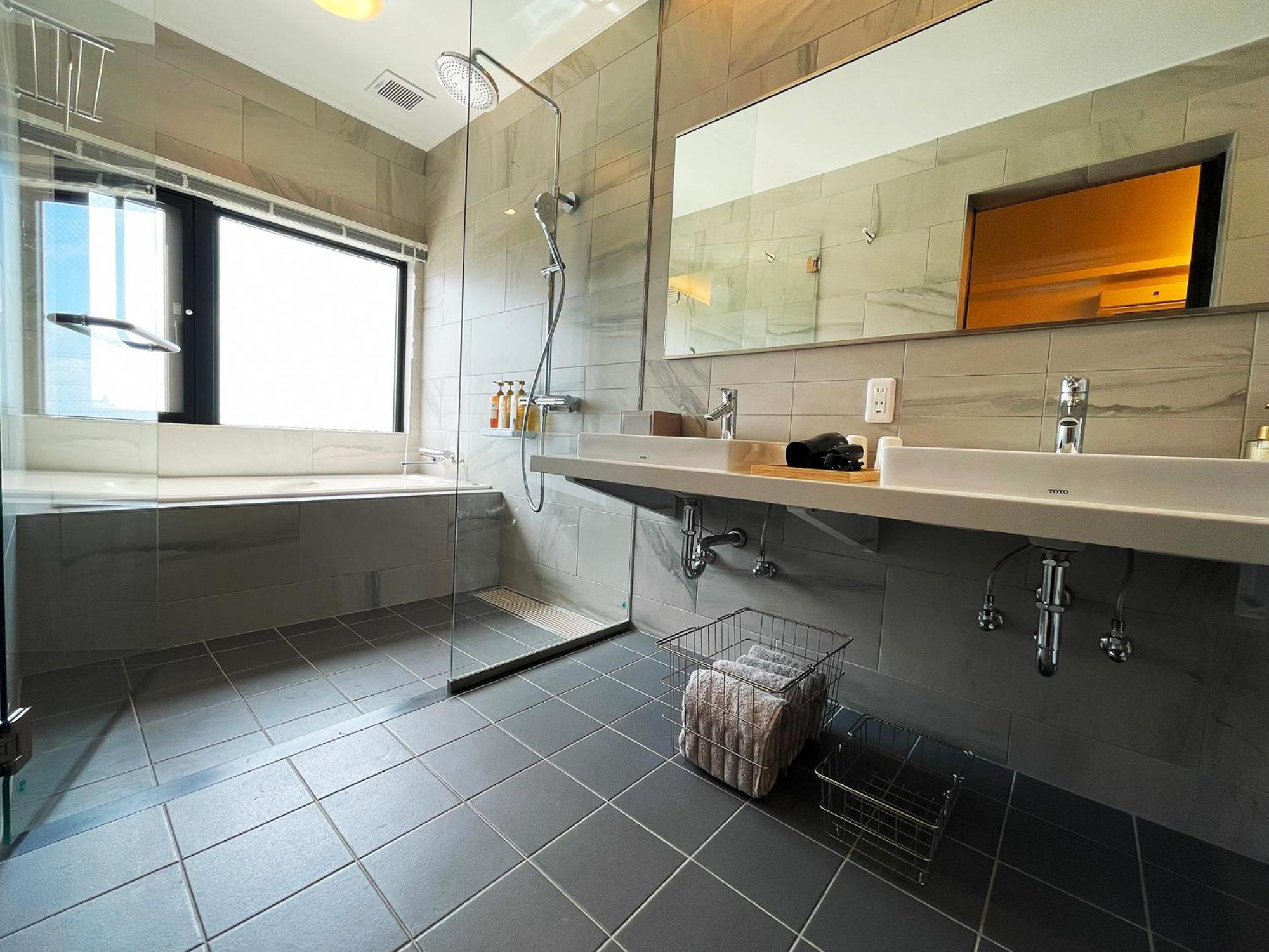 ＆Monde. Okinawa Arena Condominium Extérieur photo